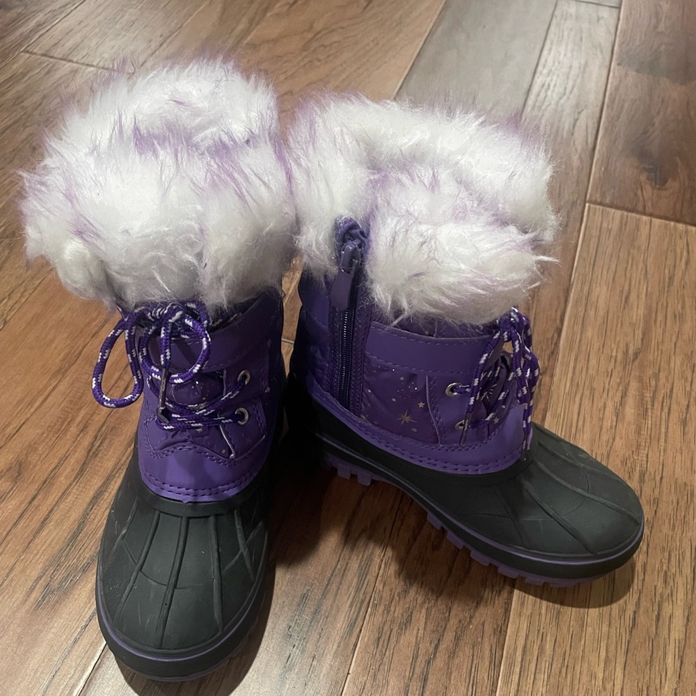 Girls snow boots